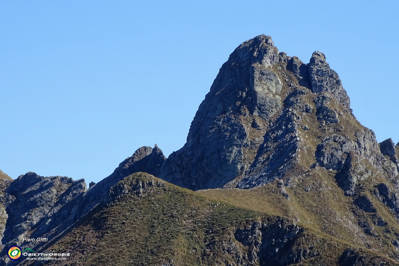 43 Zoom sul Monte Valletto.JPG
